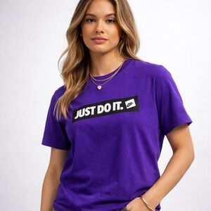 Nike Just Do It Purple Graphic Tee Size Small Athletic Shirt Swoosh Logo